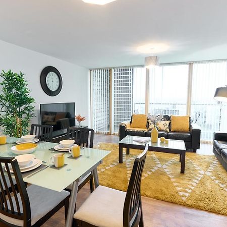 Shortstaymk Vizion Apartments, With Free Superfast Wi-Fi, Parking, Sky Sports And Movies Milton Keynes Bagian luar foto