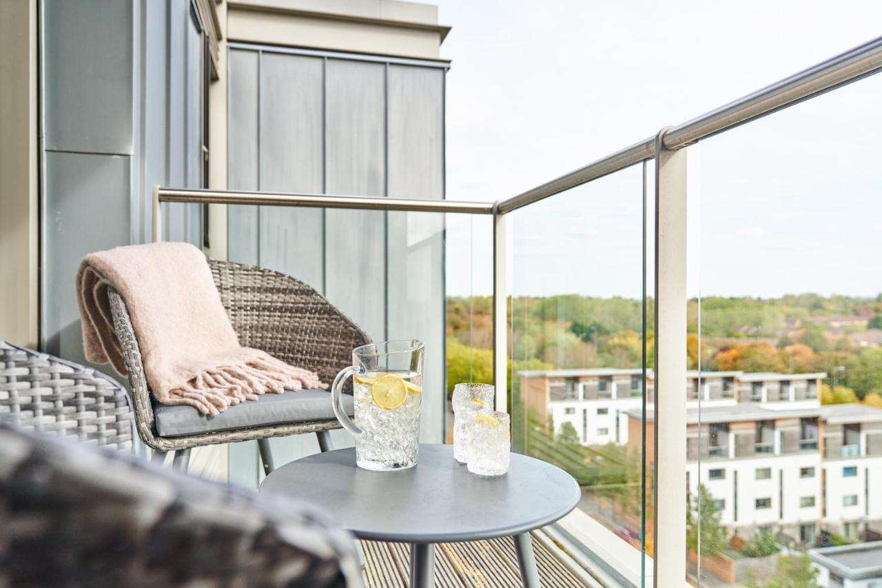 Shortstaymk Vizion Apartments, With Free Superfast Wi-Fi, Parking, Sky Sports And Movies Milton Keynes Bagian luar foto