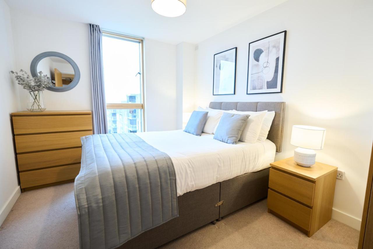 Shortstaymk Vizion Apartments, With Free Superfast Wi-Fi, Parking, Sky Sports And Movies Milton Keynes Bagian luar foto