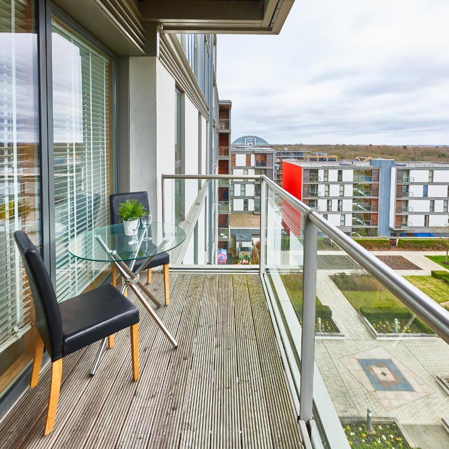 Shortstaymk Vizion Apartments, With Free Superfast Wi-Fi, Parking, Sky Sports And Movies Milton Keynes Bagian luar foto